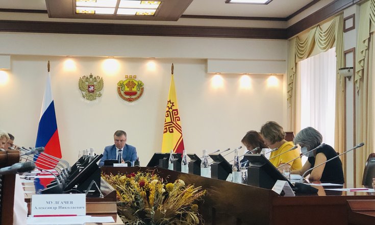 Помощник полномочного представителя Владимир Колчин провел заседание рабочей группы по реализации общественного проекта ПФО «Ментальное здоровье» в Чувашской Республике